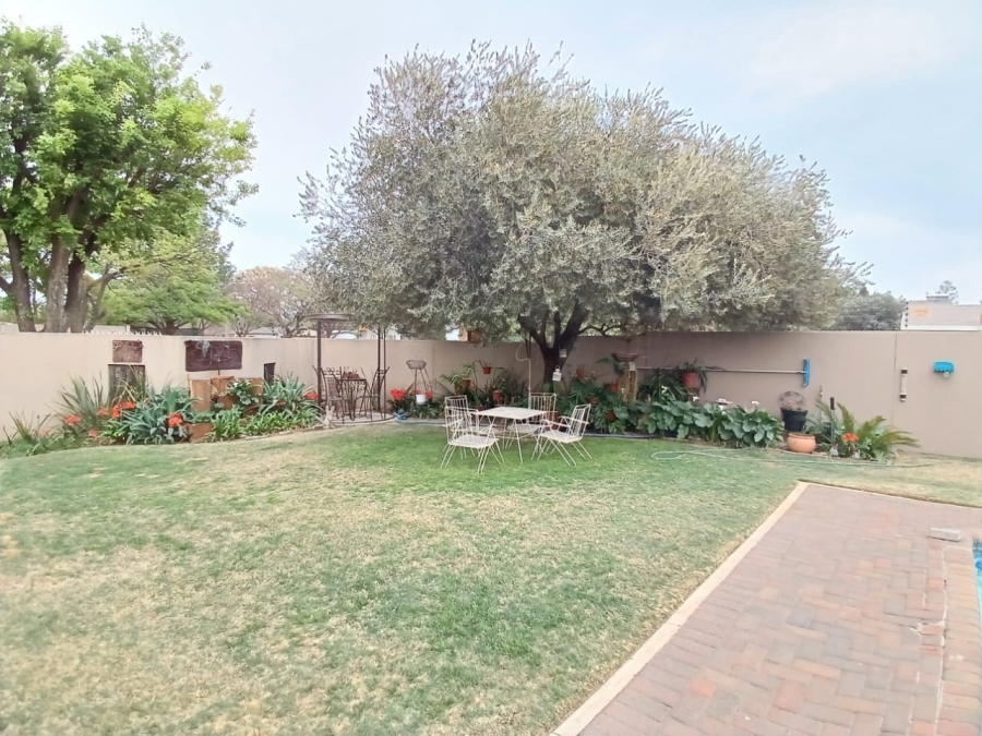 5 Bedroom Property for Sale in Sasolburg Ext 23 Free State
